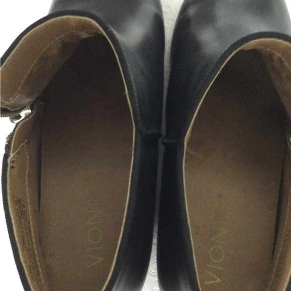 VIONIC, Jolene, Black Zip Ankle Boots, Woman’s Size 8 - Picture 8 of 10